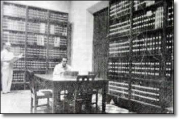 Lic. J. de D. Pérez Galaz primer director organizador del Archivo General del Estado de Yucatán  (Foto tomada de Enciclopedia Yucatanense edición oficial del Gobierno de Yucatán. México D.F. 1977, Tomo III Pág. 385)